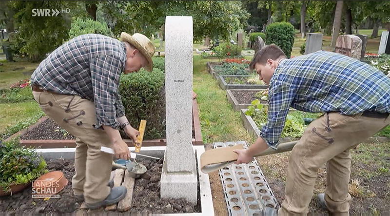 Bei der Arbeit auf dem Stuttgarter Pragfriedhof